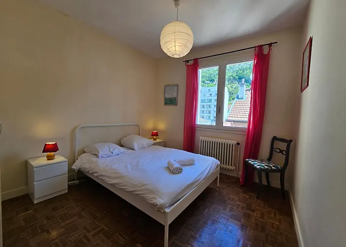 Appartement Esplanade - Vue Vercors, Confort, Parking